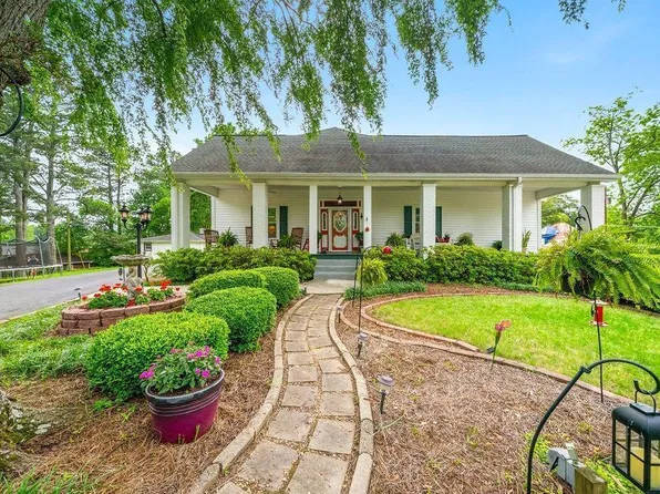 168 Polk Ave, Dallas, GA 30132