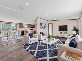 5709 County Road 422, Pleasanton, TX 78064