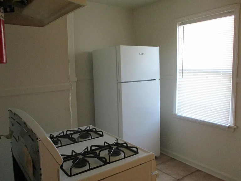 2196 Castex St — Photo 3
