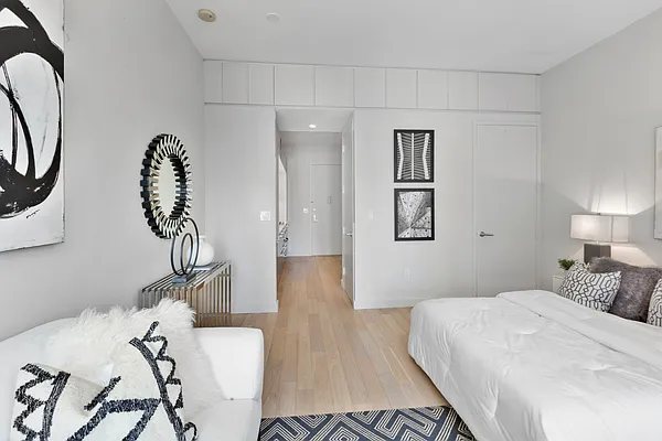 Rented by Platinum Properties | media 9