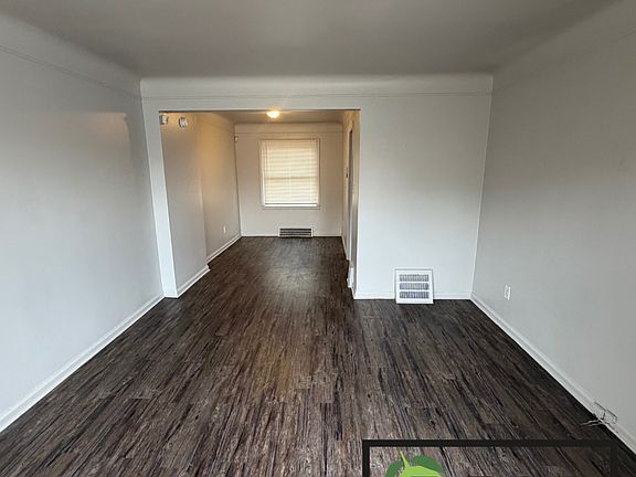 2nd image of 18675 Meyers Rd #18677
