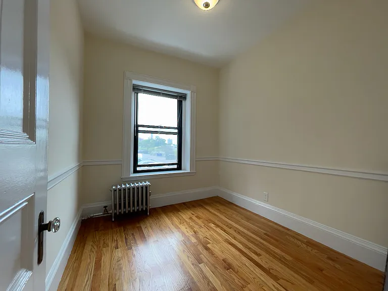 503 Beacon St #9 — Photo 8