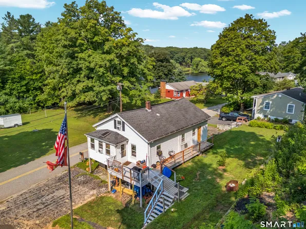 22 Church Street, Sprague, CT 06330