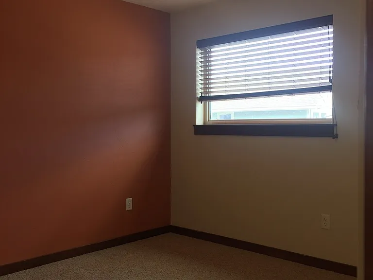 3337 N 27th Ave #30 — Photo 10
