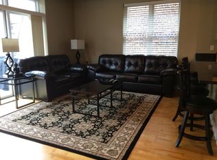 1155 W Madison St APT 311, Chicago, IL 60607