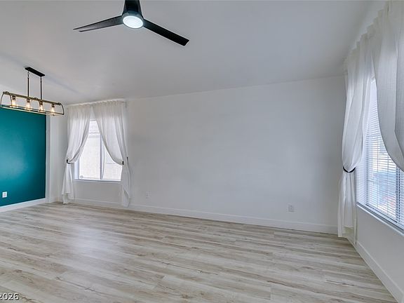 3rd image of 9643 Riding Ridge Rd