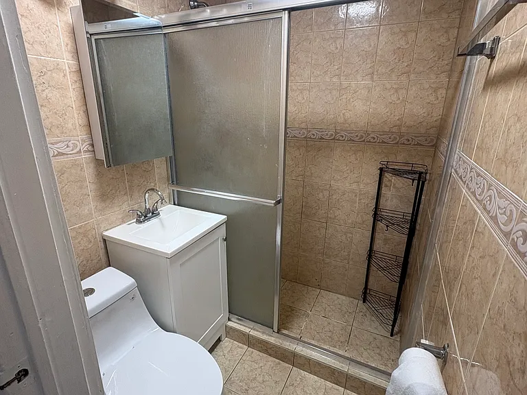 41 Halstead St #1L — Photo 14