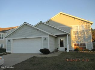 3421 Harvestway Ct, Hamilton, MI 49419