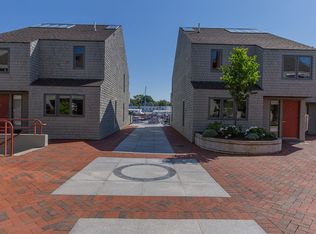 52 Bay View St #10, Camden, ME 04843