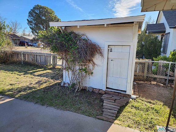 3rd image of 2309 Avenue B
