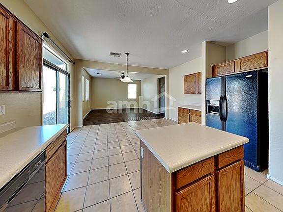 3rd image of 7006 W Irwin Ave