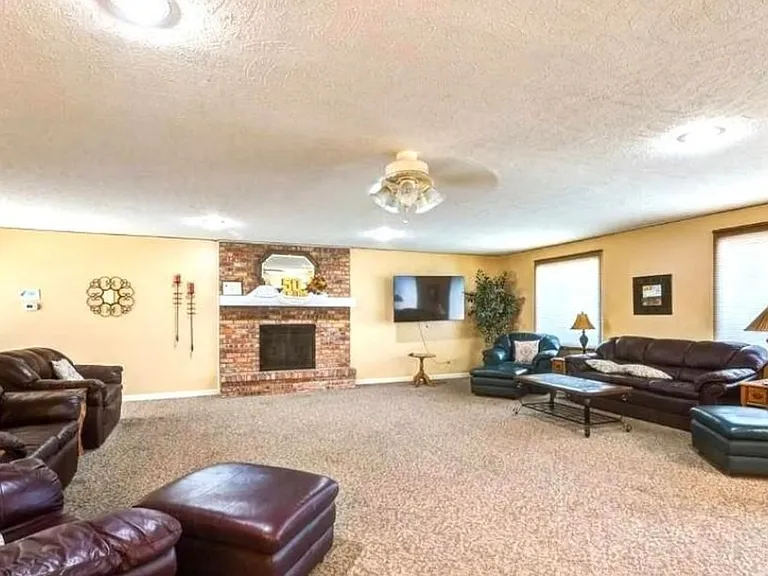 1911 Glendale Rd #D — Photo 19