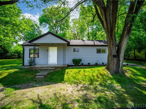 1344 Wiley St, Fairborn, OH 45324