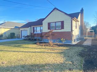 62 Harold Ave #1, Hempstead, NY 11550