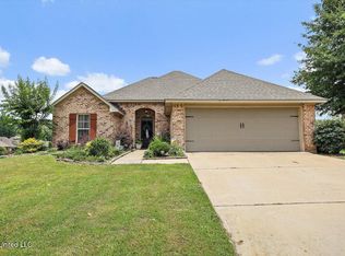 801 Ascham Ct, Pearl, MS 39208