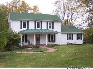 102 Twin Hill Rd, Stuarts Draft, VA 24477