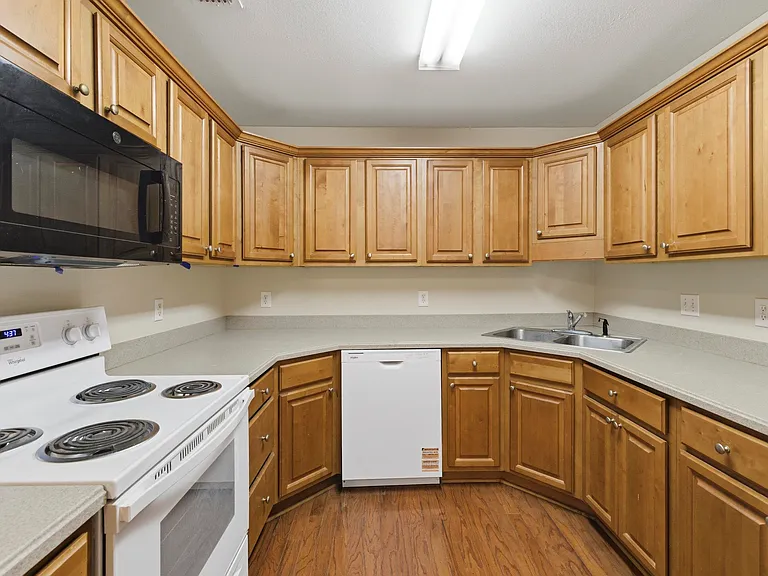 1611 Quazar Rd — Photo 11