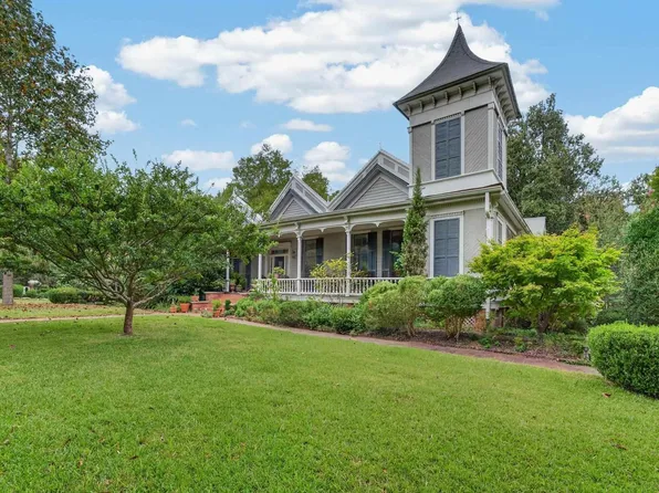 421 N Madison Ave, Eatonton, GA 31024