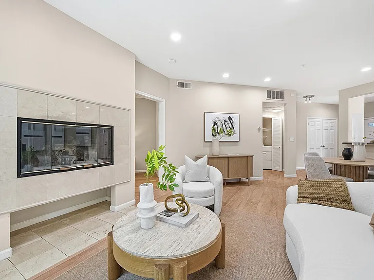 902 Sunrose Ter #104 — Photo 11