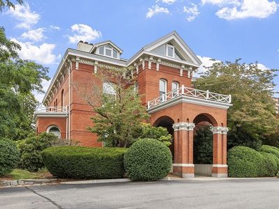 80 Parks St APT 5, Duxbury, MA, 02332