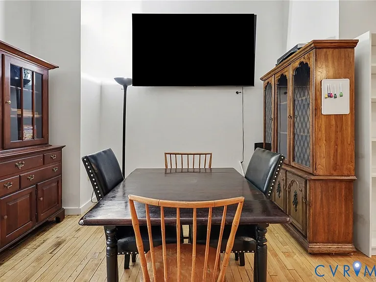 230 N 6th St #U325 — Photo 7
