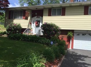 274 Dundaff St, Carbondale, PA 18407