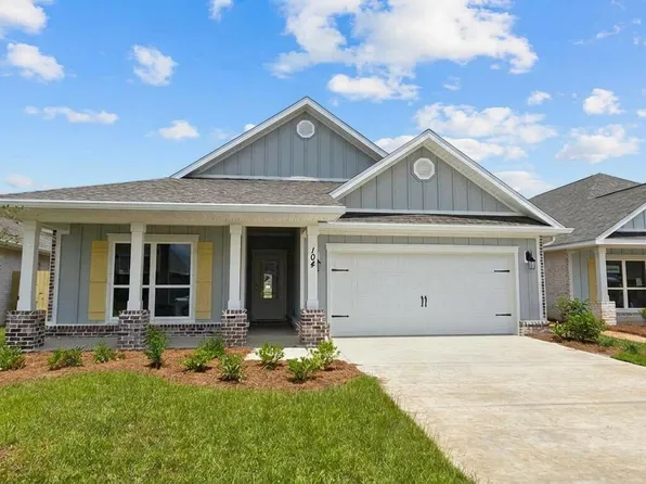 104 Gray Owl Dr E, Freeport, FL 32439