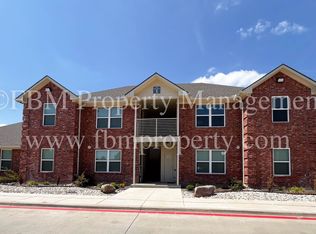 1203 N Clay St #121, Ennis, TX 75119