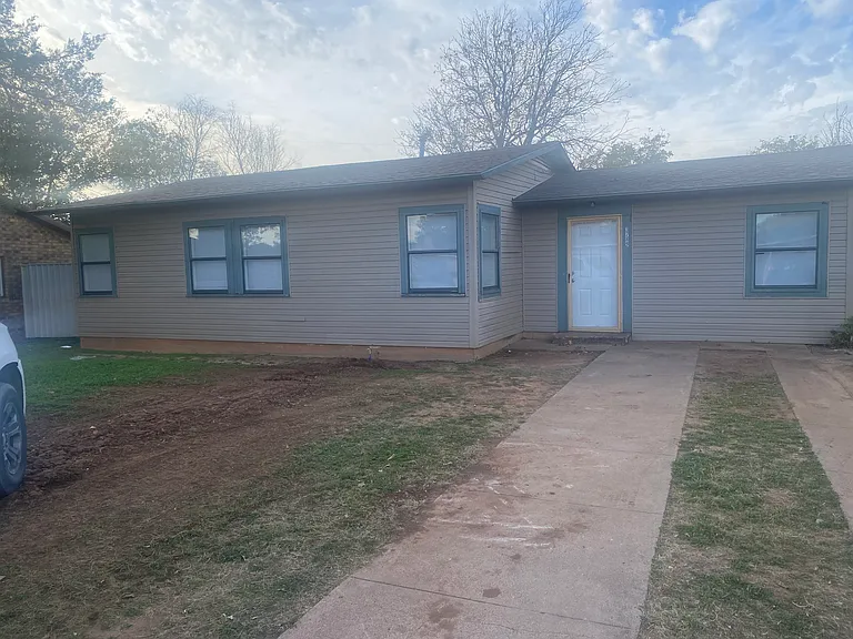 3789 Highland Dr — Photo 3