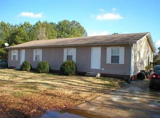14 Sutton Dr, Lawrenceburg, TN 38464