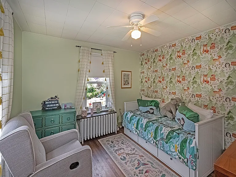 6051 Grafton St — Photo 18