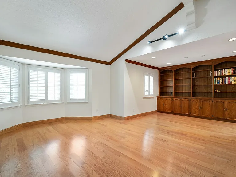 227 S Irena Ave #12 — Photo 27