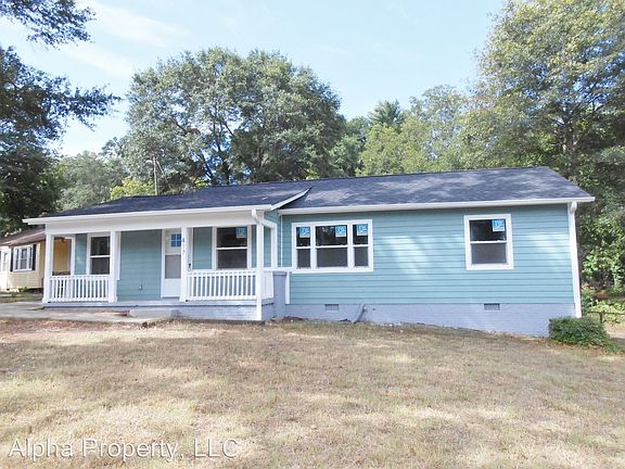 2nd image of 417 Crosby Cir