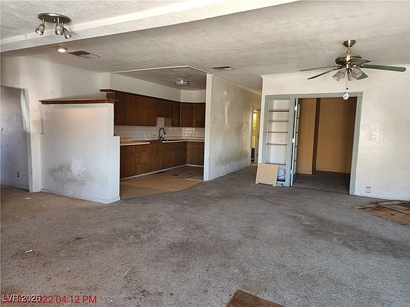 3rd image of 383 S Prospect St