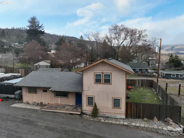 1209 Frost Ct, The Dalles, OR 97058