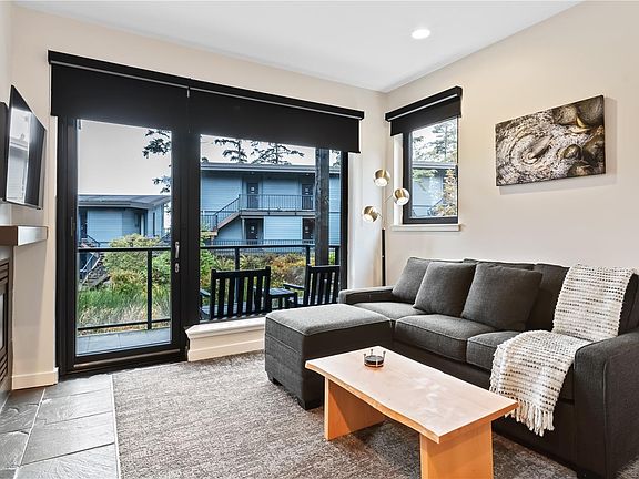 2nd image of 596 Marine Dr #2202