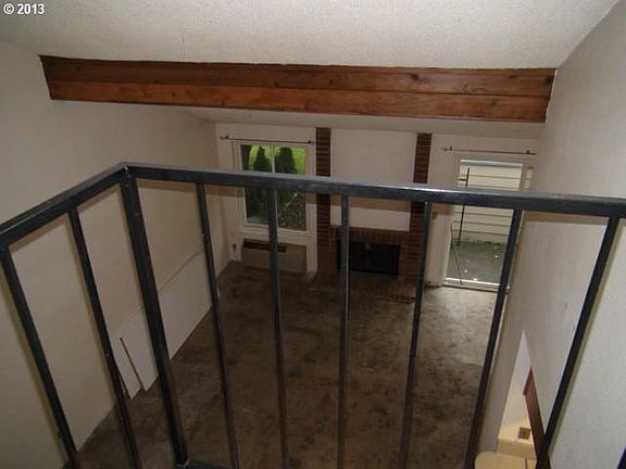 2nd image of 4417 NE Plains Way APT 74