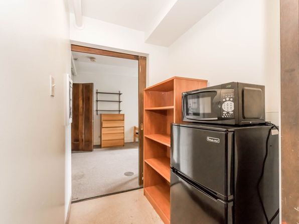 5748 S Blackstone Ave APT 507B