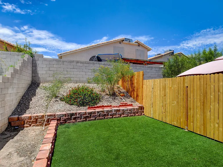 3557 Sedwick Dr — Photo 49