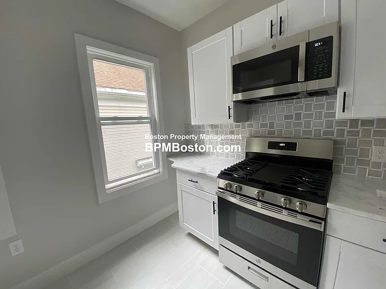 Glenway St — Photo 6