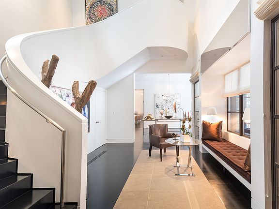 04_40 Park Rd-MLS seq-Oct 2020.jpg