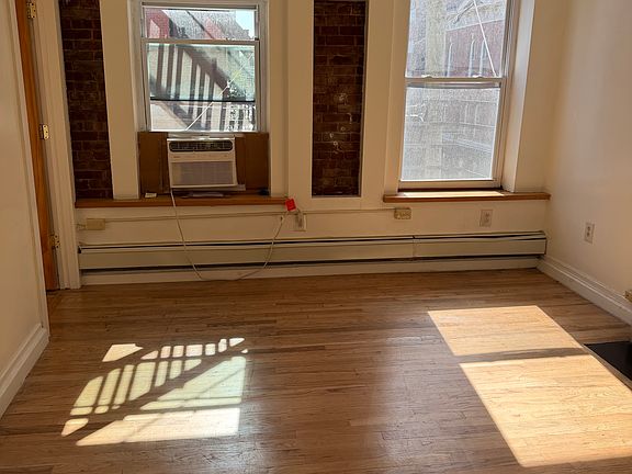 2nd image of 335 Grove St Floor 3