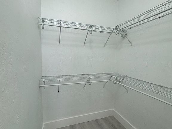 4th image of 1044 Pennsylvania Ave APT 12