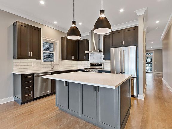 4th image of 3349 N Kenmore Ave #1S1N