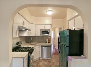 3442 29th St #2, Astoria, NY 11106