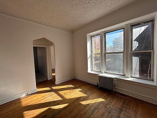 3rd image of 93 Halsey St #B5