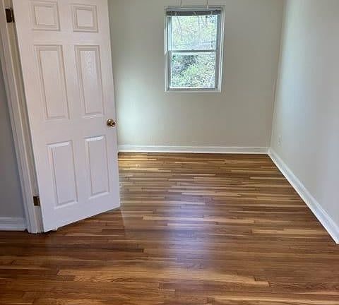 4th image of 6622 Kenwood Dr