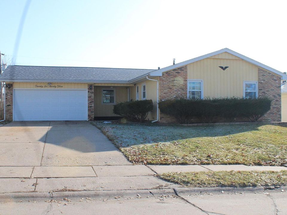 1st image of 2623 N Dittmer St