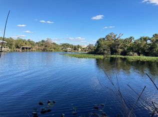 16500 Oakview Cir, Alva, FL 33920