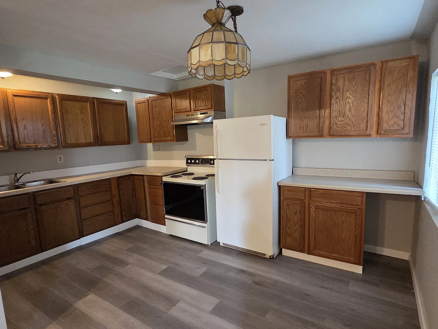 2 bed, 1000 sqft, $1,250 — Photo 4